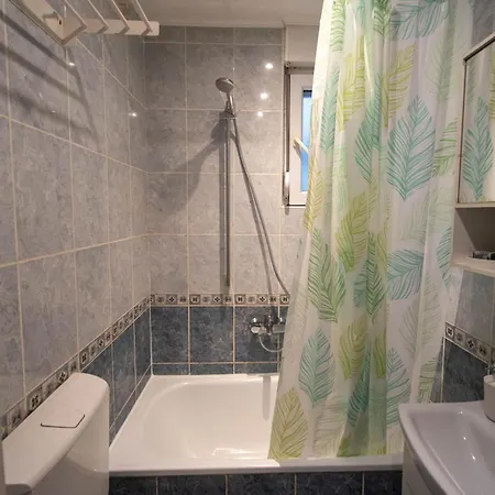 Spacious Duplex For Up To 6ppl With Free Parking New Novi Sad