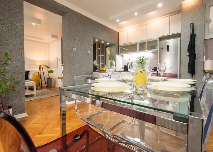 Spacious Duplex For Up To 6ppl With Free Parking New Apartman Novi Sad