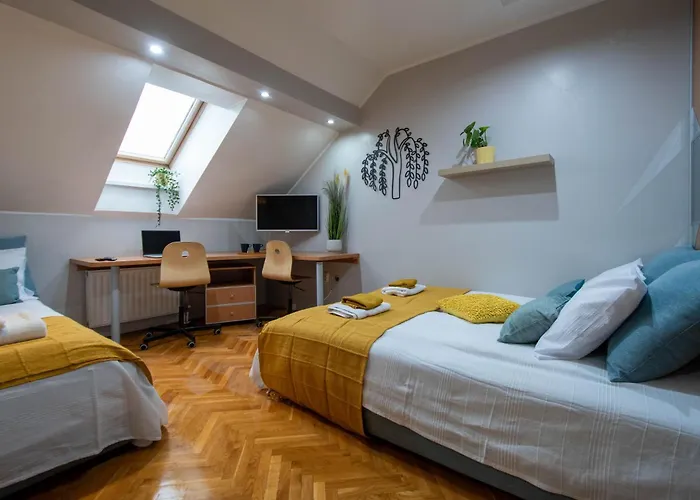 Spacious Duplex For Up To 6ppl With Free Parking New Apartman