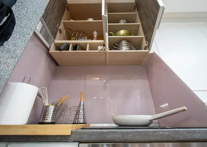 Spacious Duplex For Up To 6ppl With Free Parking New Apartman *