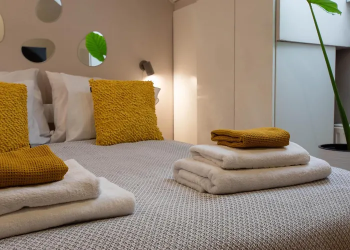 Spacious Duplex For Up To 6ppl With Free Parking New *