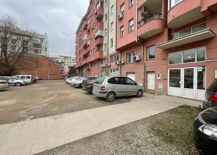 Spacious Duplex For Up To 6ppl With Free Parking New Apartman Novi Sad