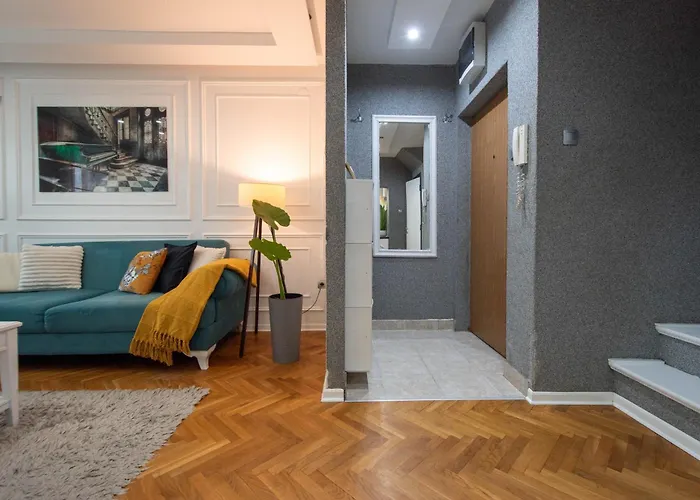 Spacious Duplex For Up To 6ppl With Free Parking New Apartman *